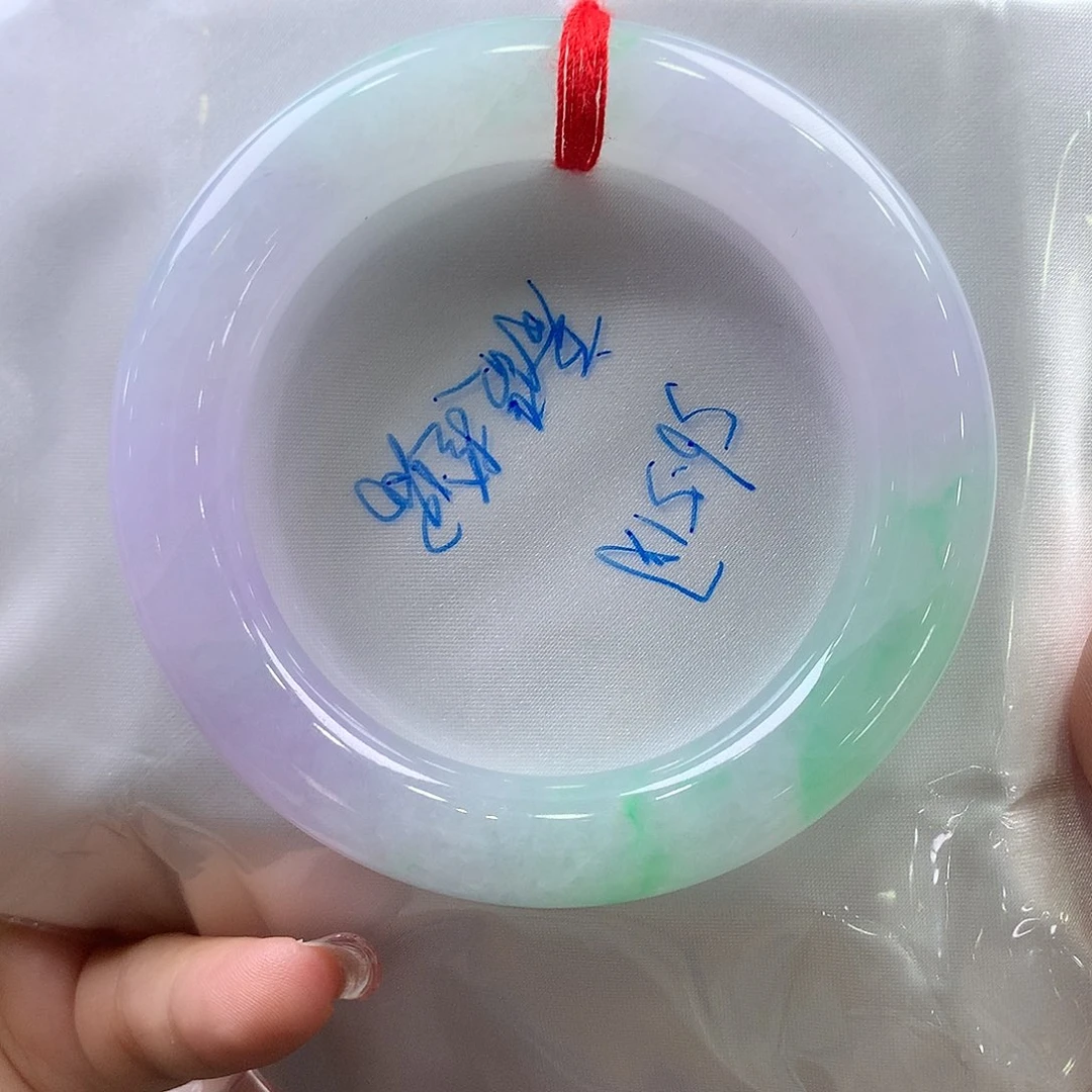 翡翠手镯未镶嵌56.6圆条