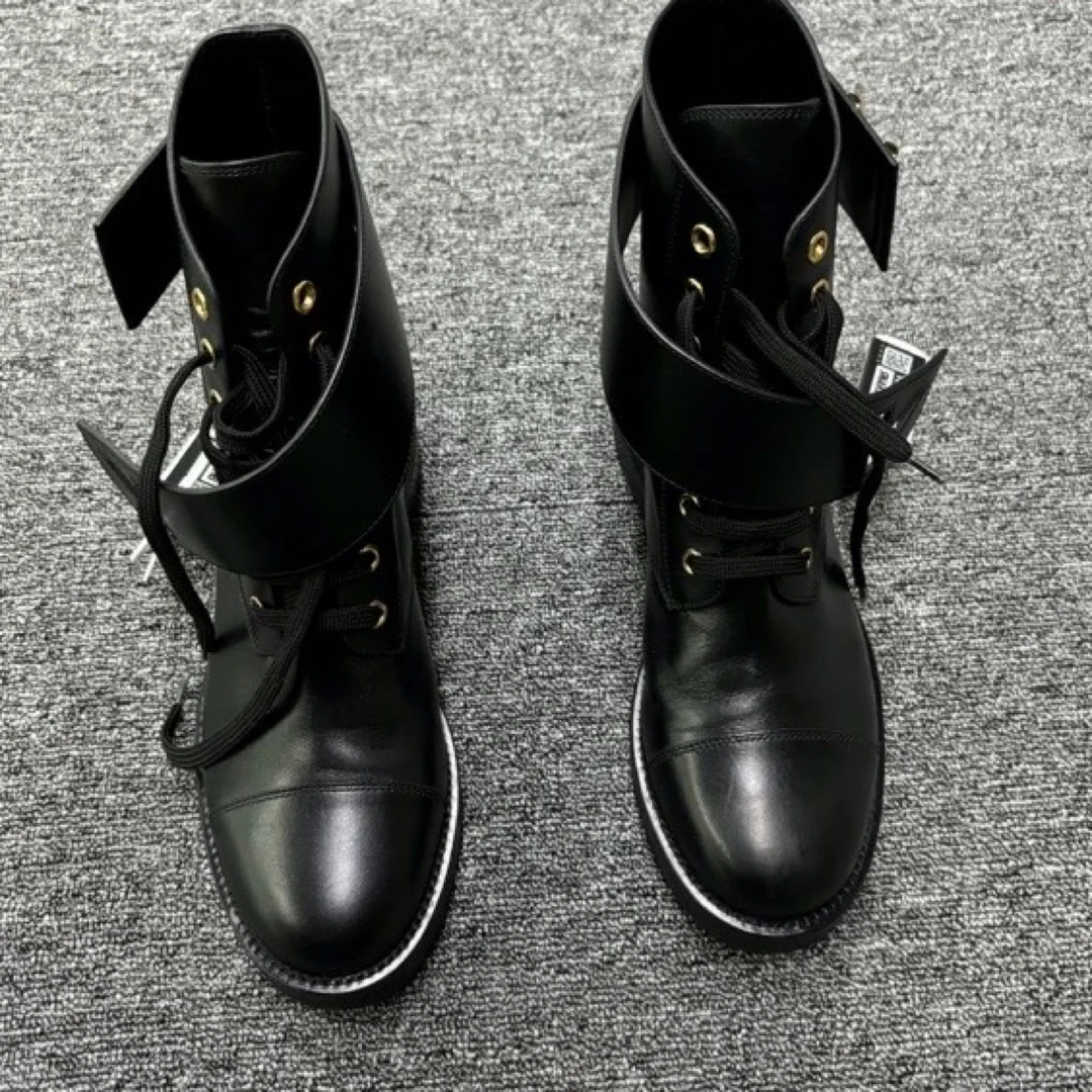 95新 LouisVuitton/路易威登 san0226 休闲百搭短靴/尺码38