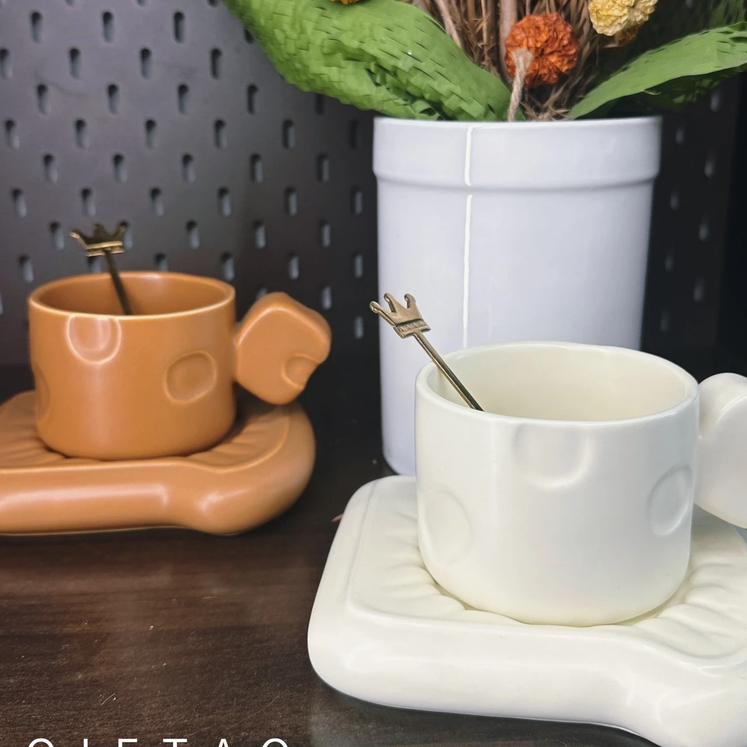 且陶 创意奶fufu奶酪马克杯杯碟