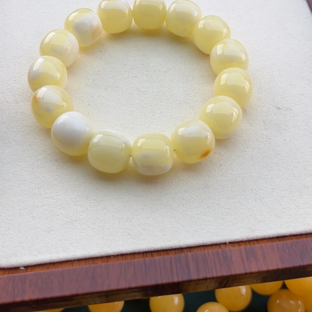 琥珀未镶嵌裸石琥珀蜜蜡