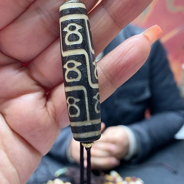 玛瑙/玉髓颈饰合金