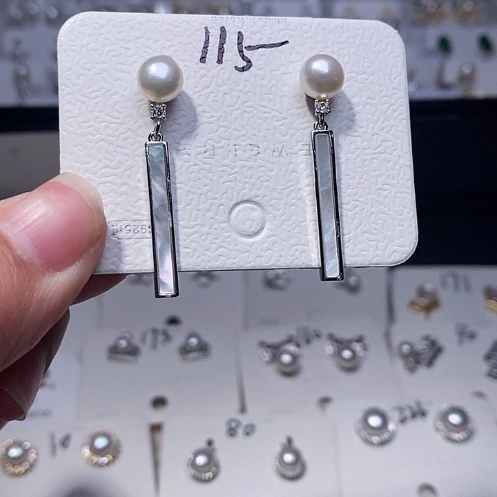 银S925镶嵌淡水珍珠耳饰