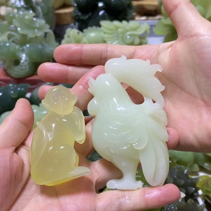 【闪购商品】蛇纹石玉把件未镶嵌简*