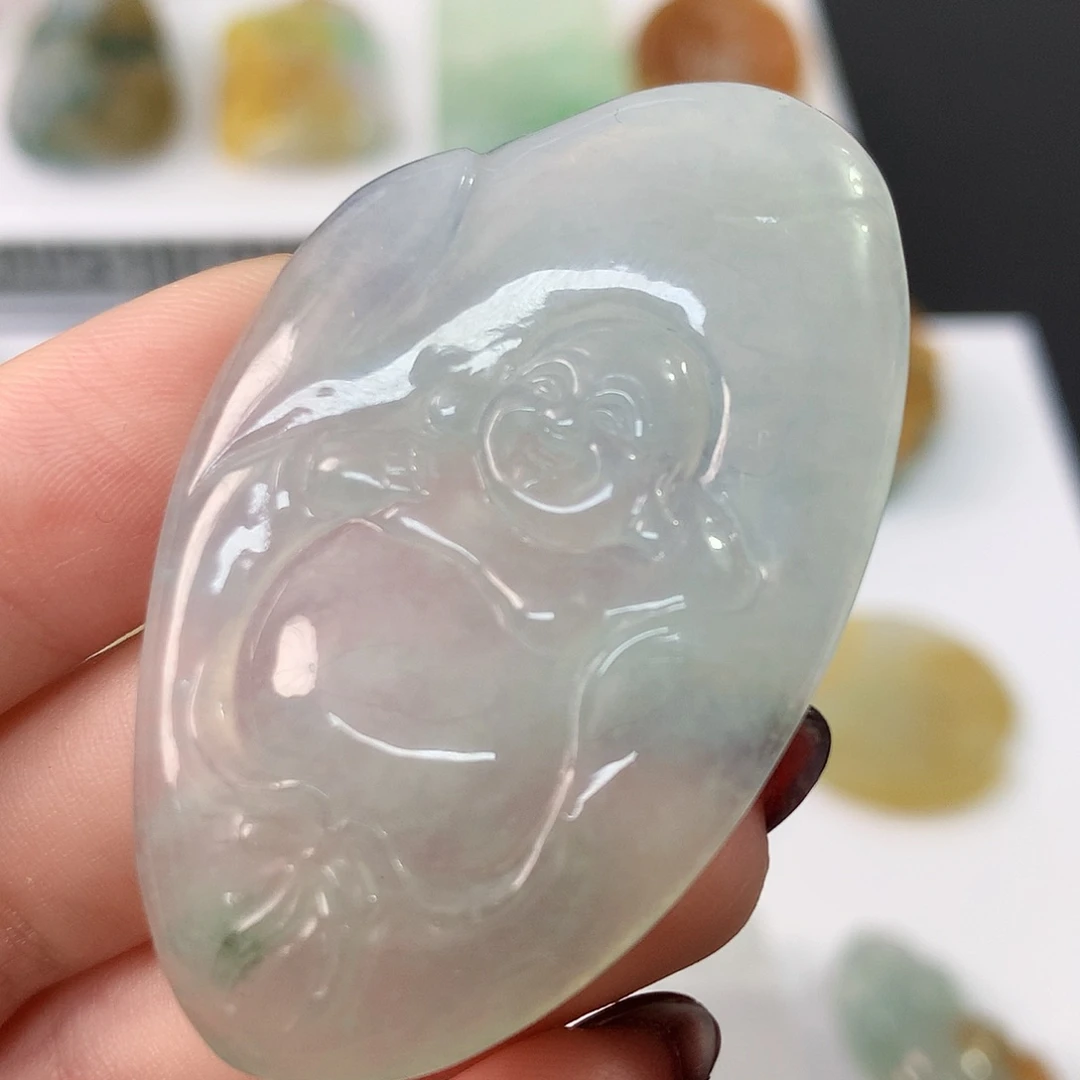 翡翠未镶嵌颈饰佛公