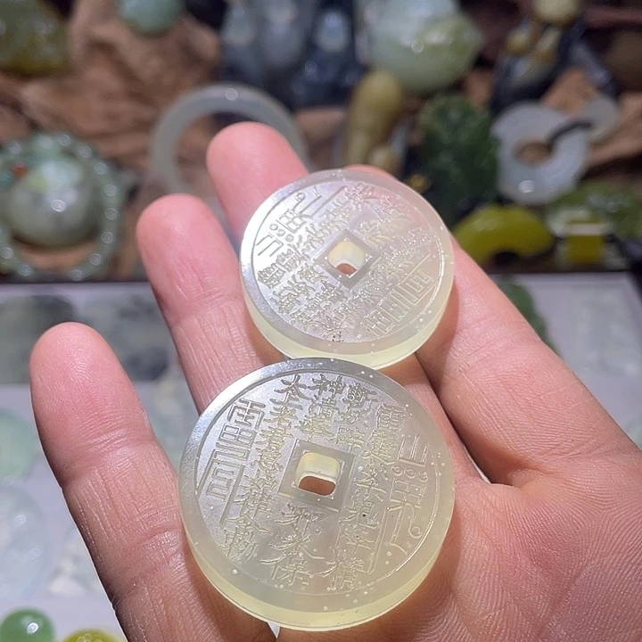 蛇纹石玉未镶嵌珠宝奇石