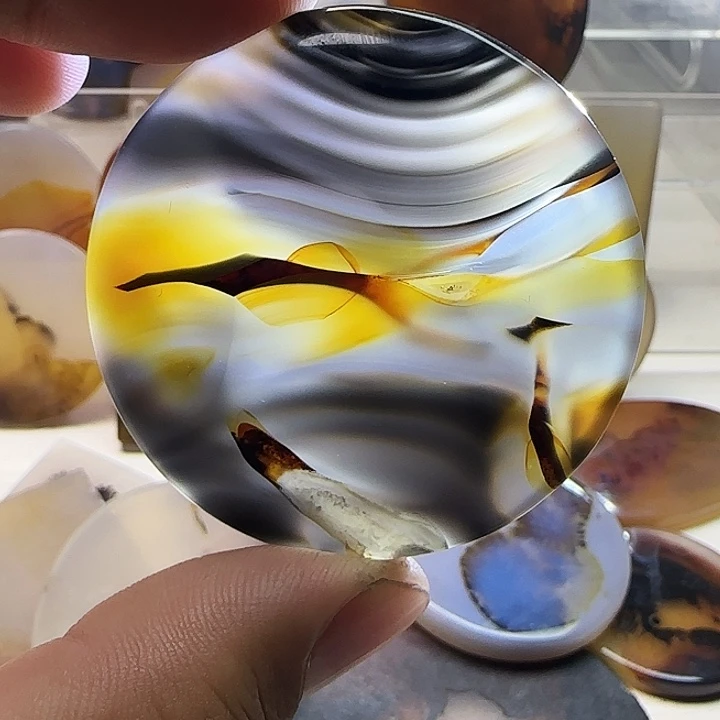 玛瑙/玉髓未镶嵌珠宝奇石