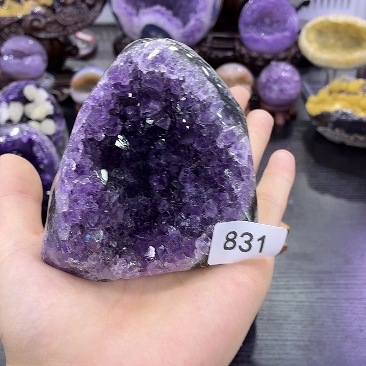 水晶未镶嵌大型摆件（非配饰）