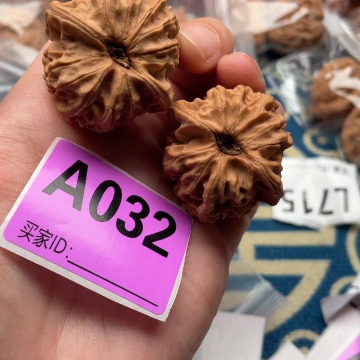 文玩核桃把件核桃