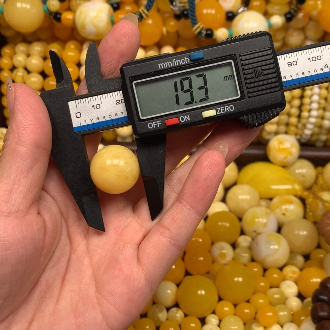 无非金属仿琥珀06