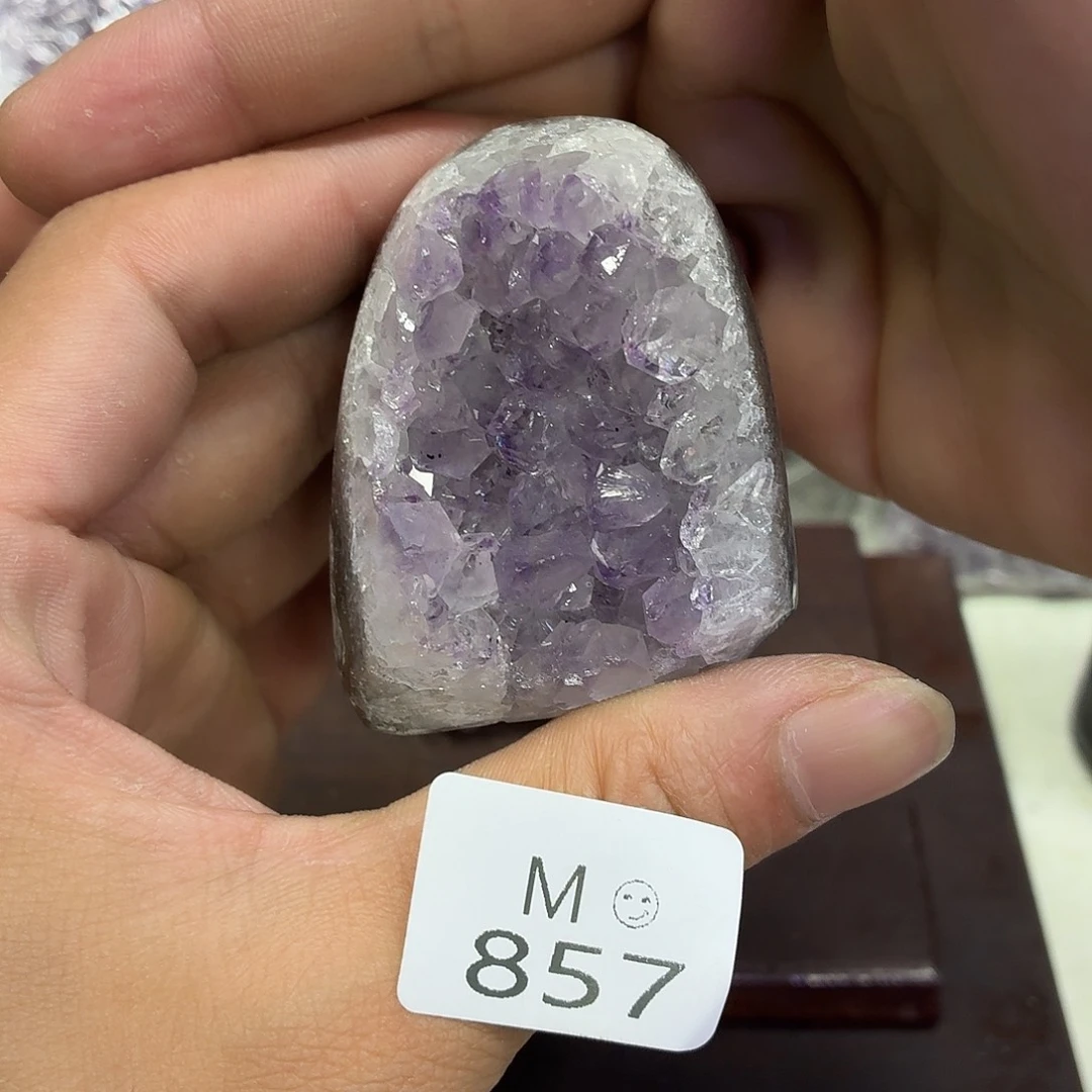 未镶嵌水晶大型摆件（非配饰）