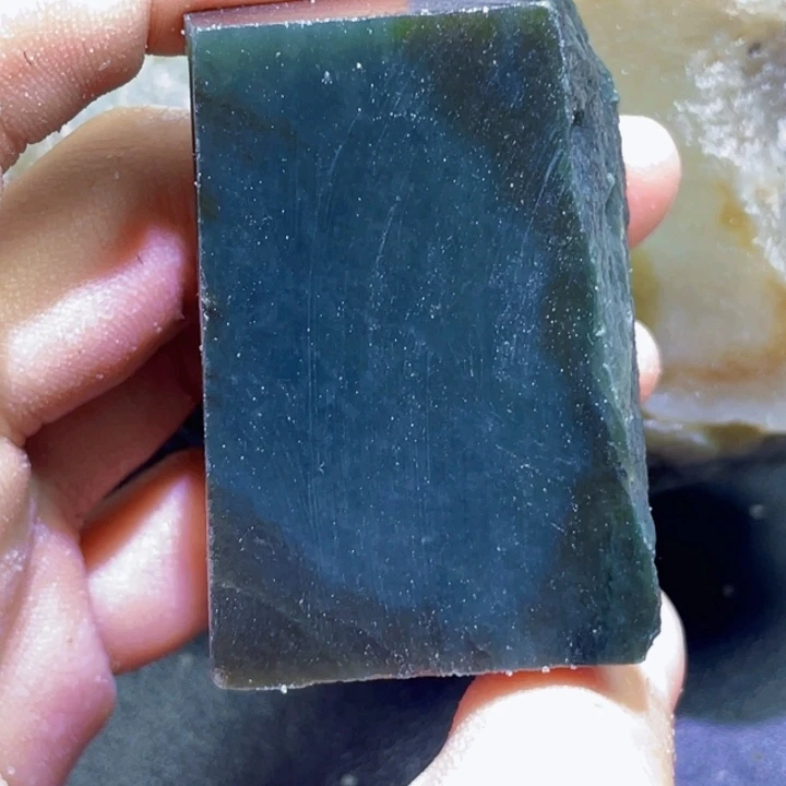 和田玉未镶嵌珠宝半成品