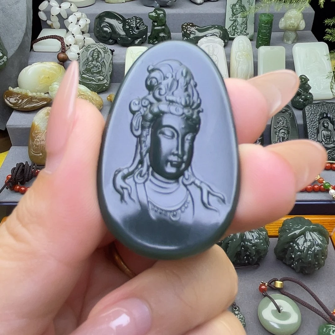 和田玉未镶嵌颈饰