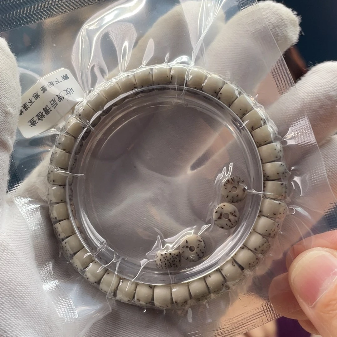 星月菩提手串8/5直切河豚半壁