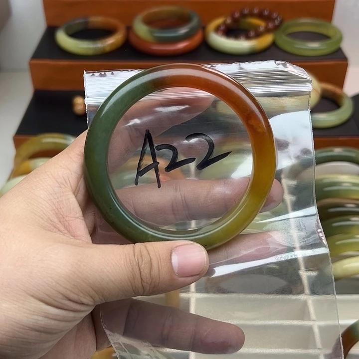 三***月蛇纹石玉合金手镯