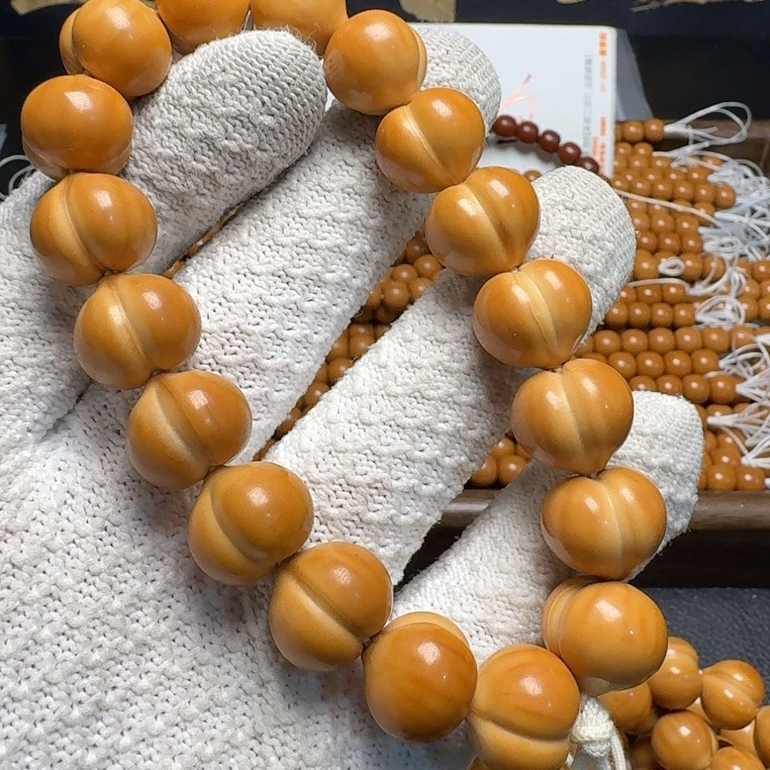 M***.手串猴头核桃柯基