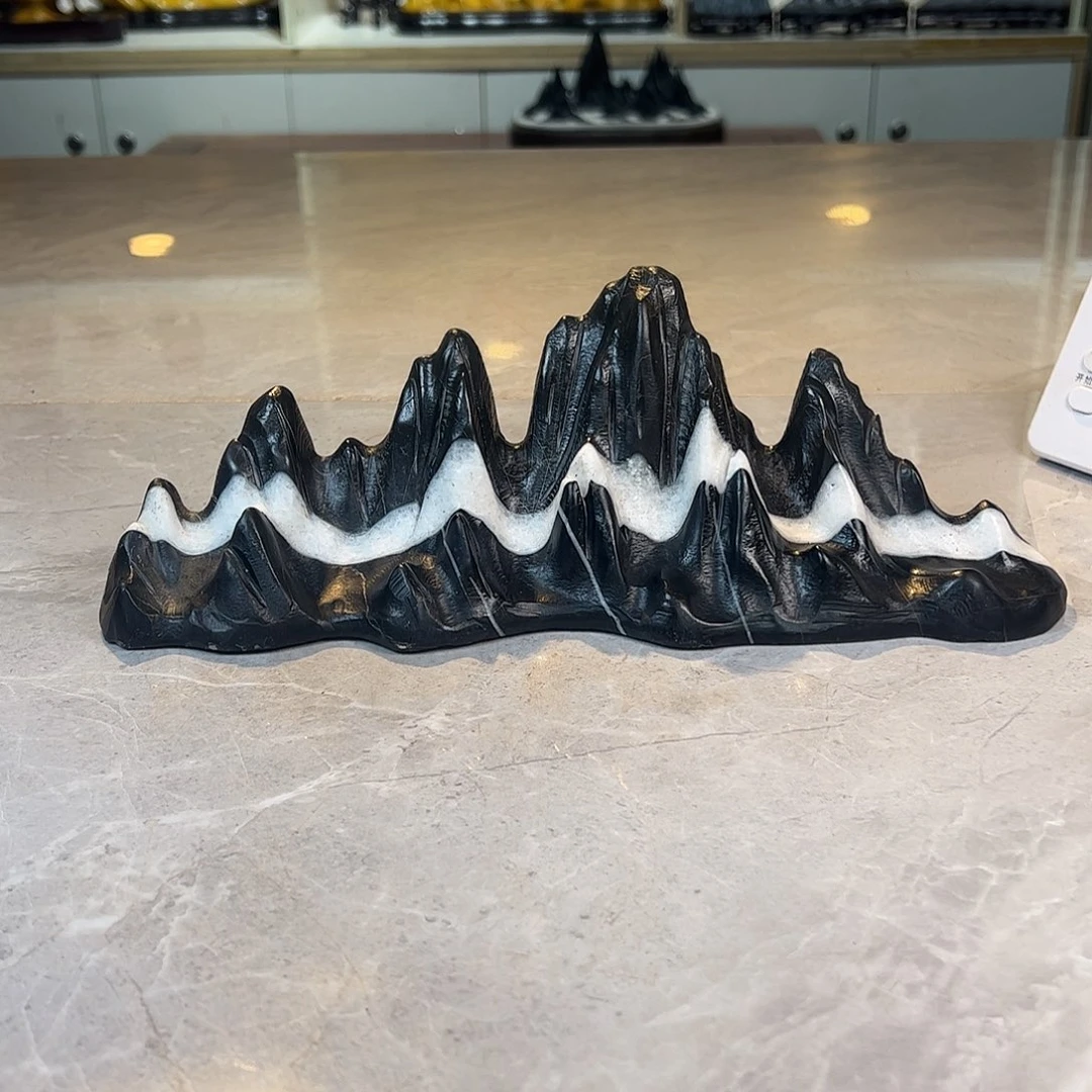 周***，灵璧奇石观赏石摆件