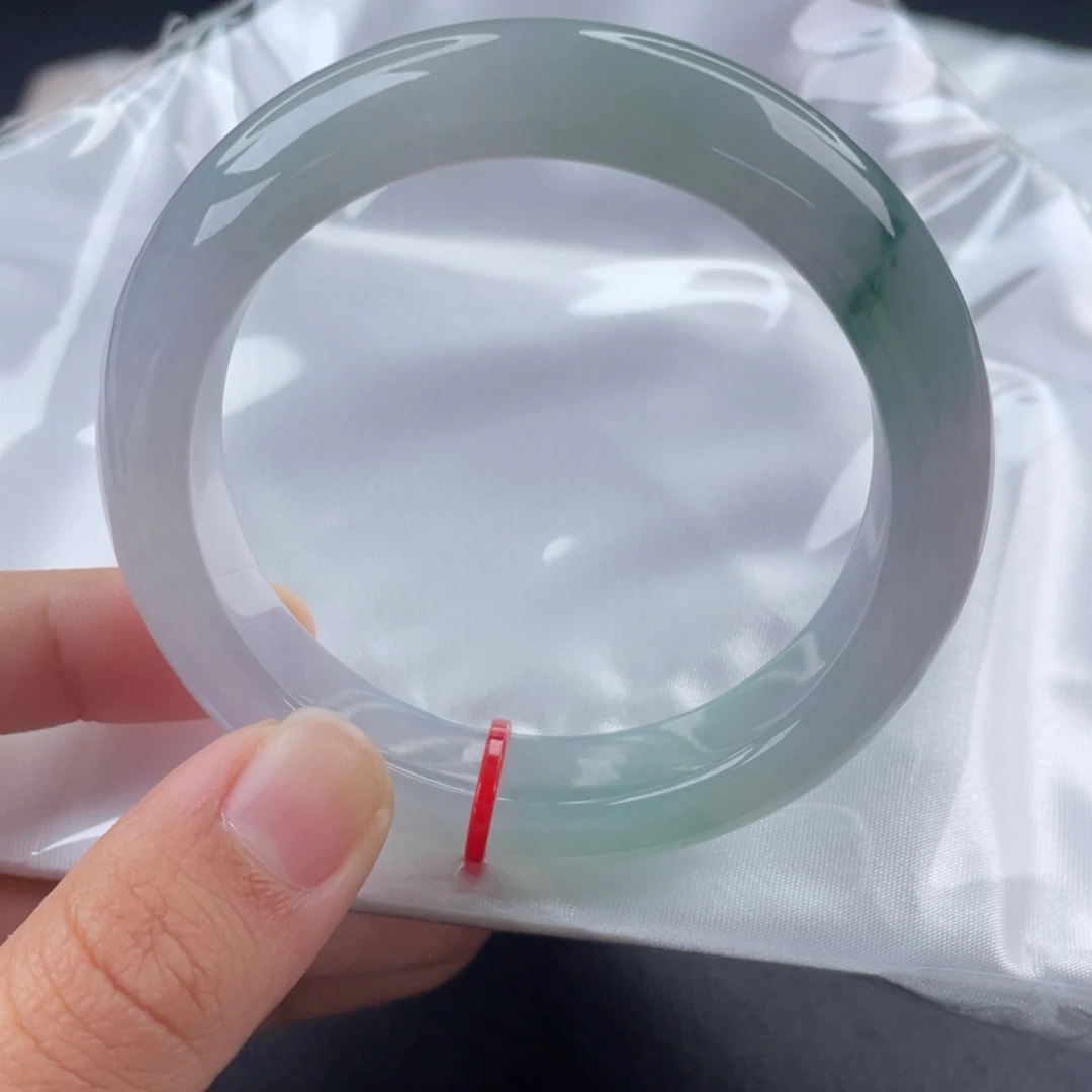 翡翠手镯未镶嵌54-55圈