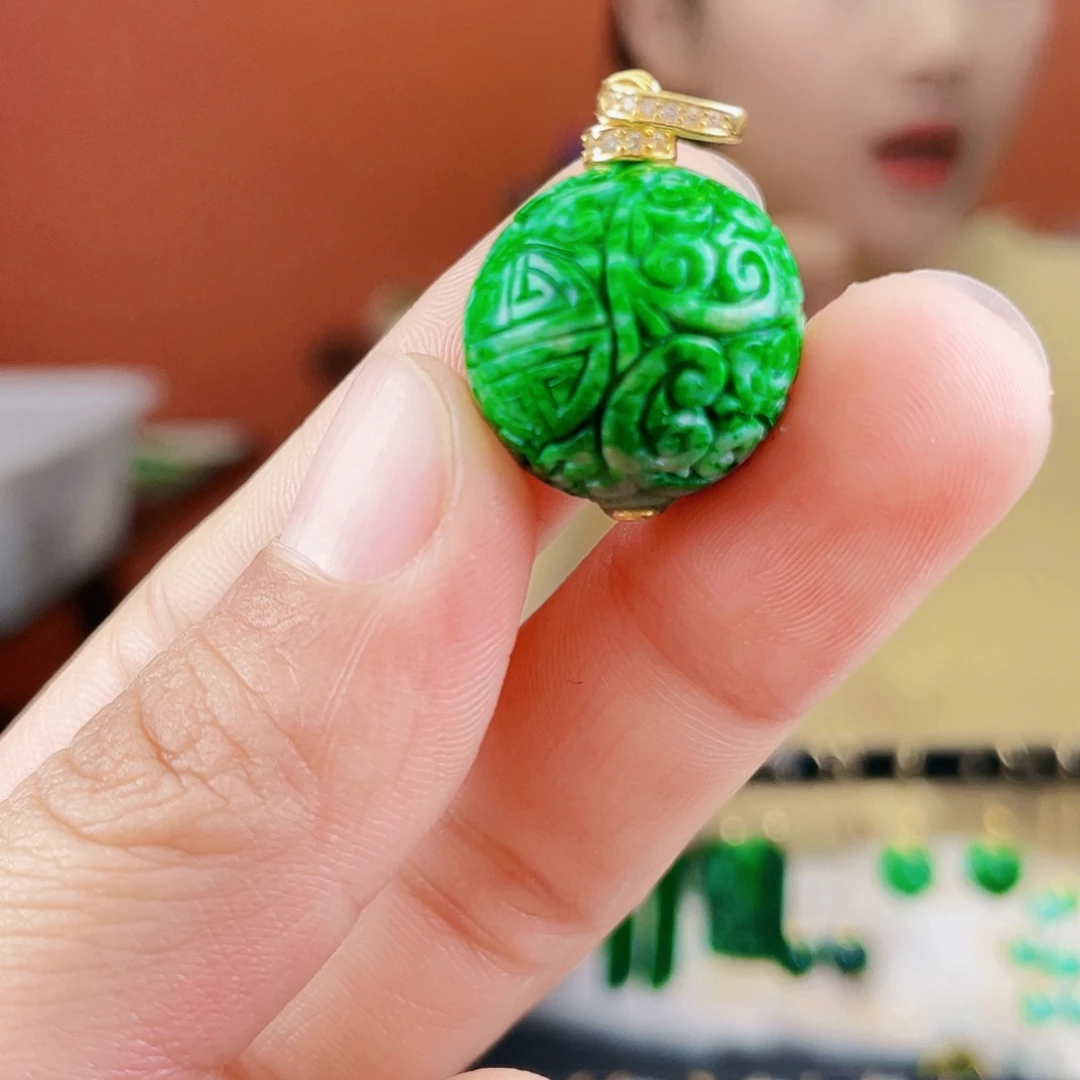 翡翠未镶嵌耳饰饰品
