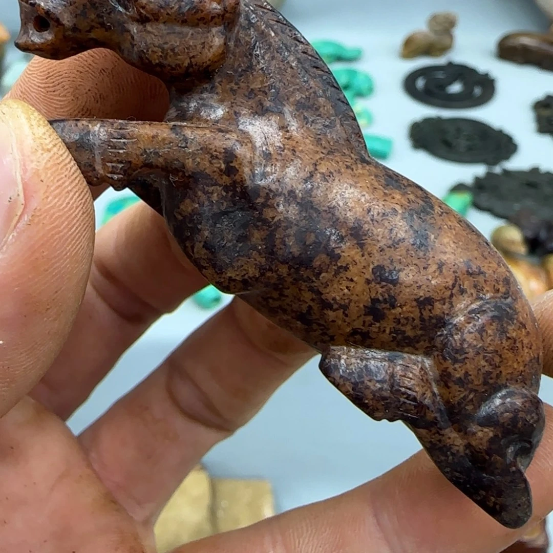 未镶嵌和田玉（糖玉）珠宝奇石