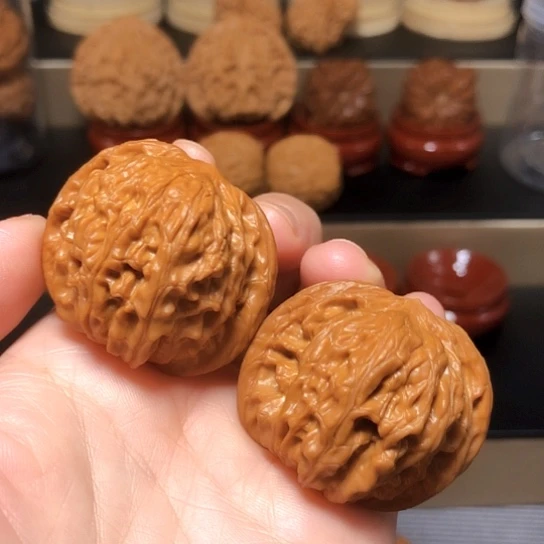 老树山地红皮石子磨