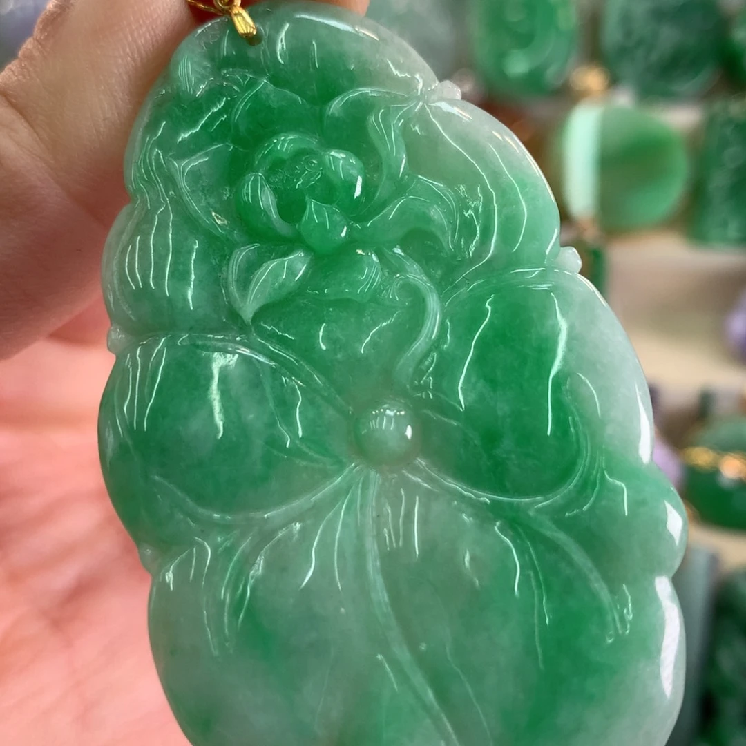 翡翠吊坠(不含链)18K金镶嵌