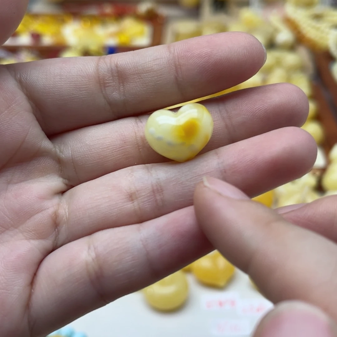 【闪购商品】未镶嵌蜜蜡裸石配饰