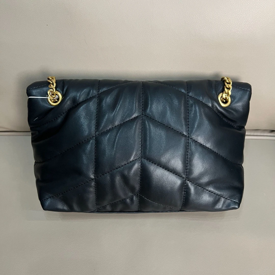 341 新款真皮时尚通勤休闲百搭经典斜挎包黑色