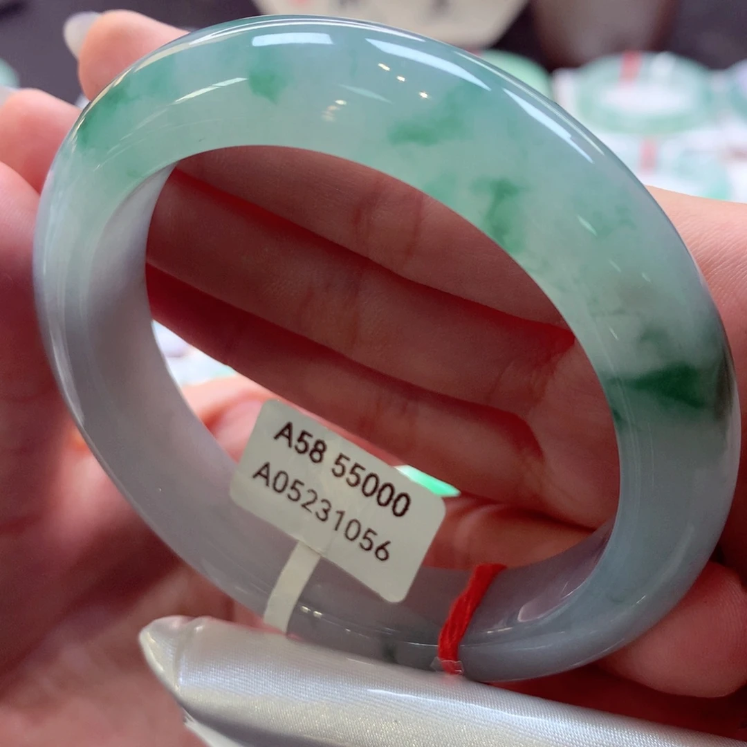 翡翠手镯未镶嵌正圈33（54号）