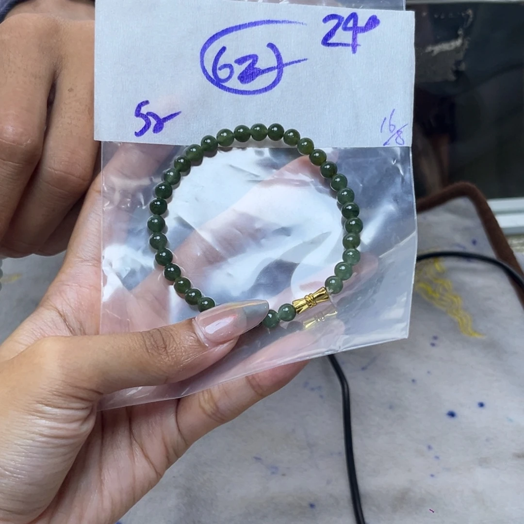 定制翡翠天然缅甸翡翠未镶嵌天然缅甸翡翠
