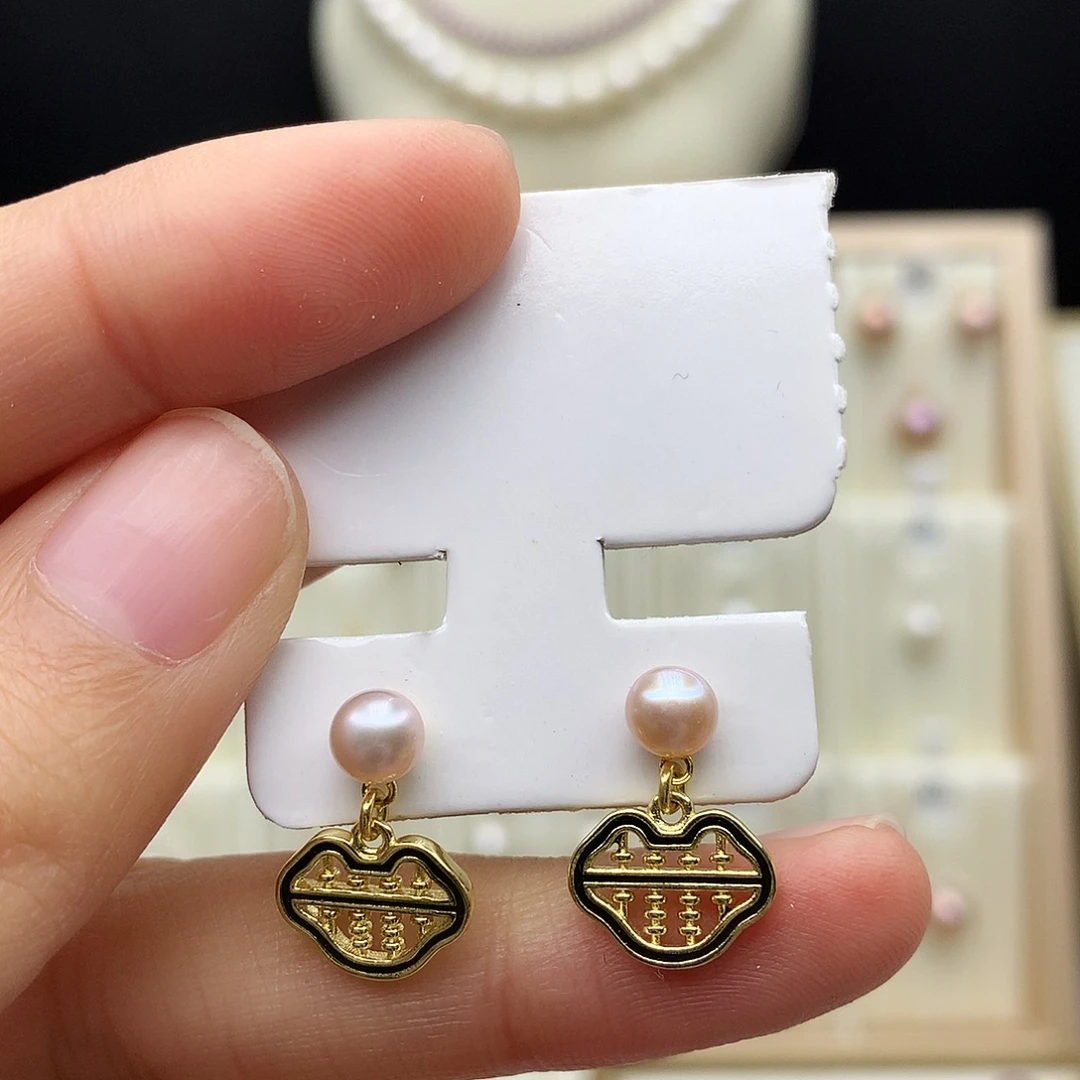 银S925镶嵌淡水珍珠颈饰