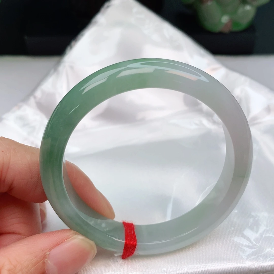 未镶嵌手镯翡翠翡翠手镯