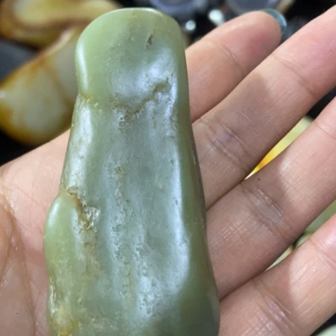 未镶嵌和田玉（糖玉）车挂