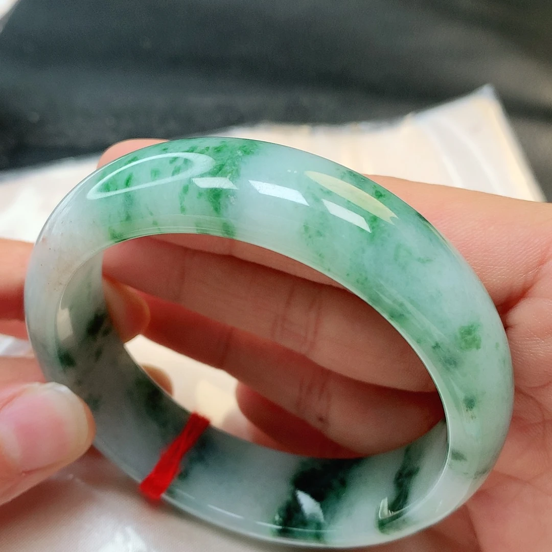 翡翠手镯未镶嵌189号