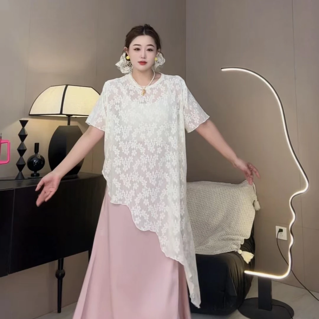 胖妹妹加肥圆领短袖斜底摆蕾丝上衣宽松遮肚子夏季款大码女装小衫