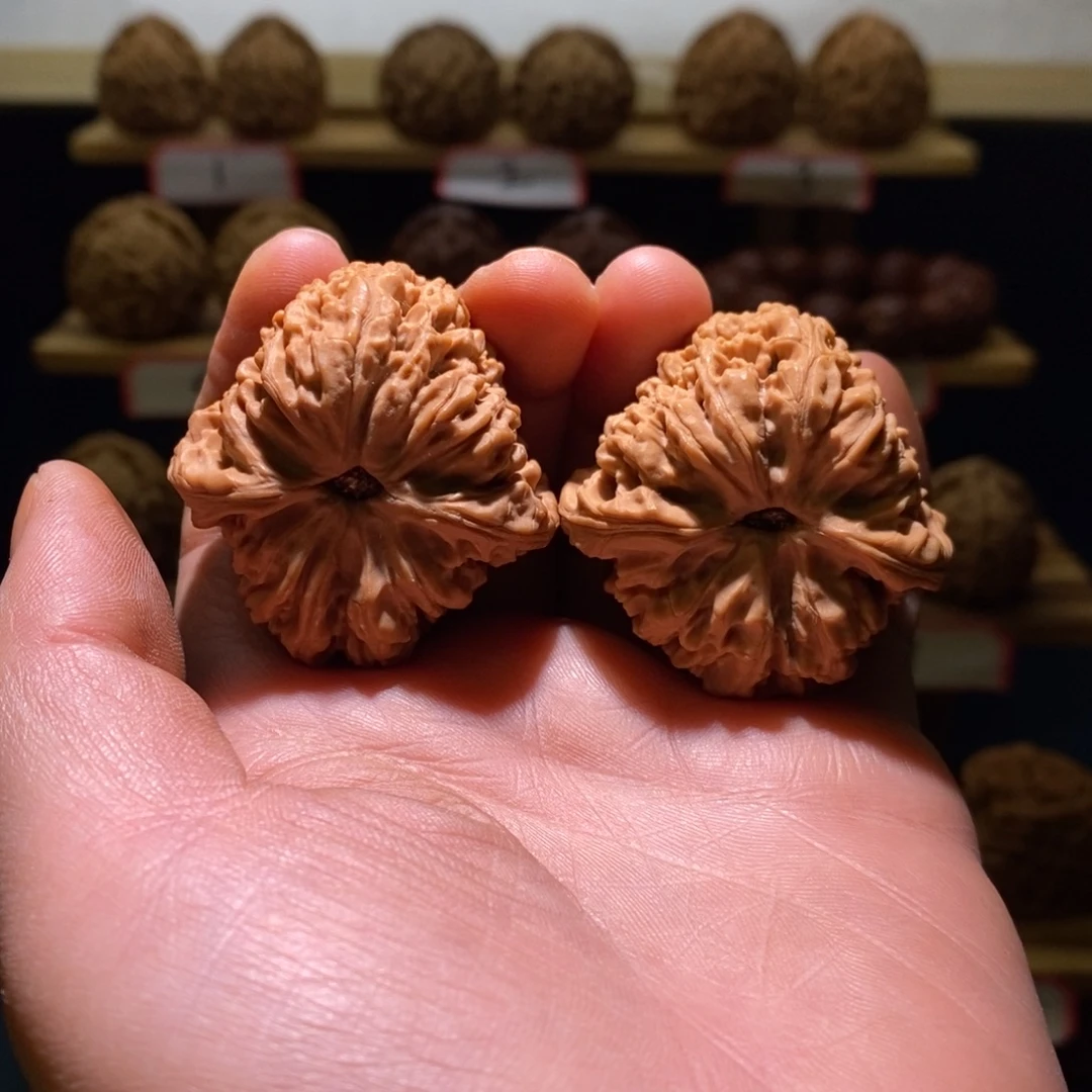 Z***.南将石文玩核桃团子41