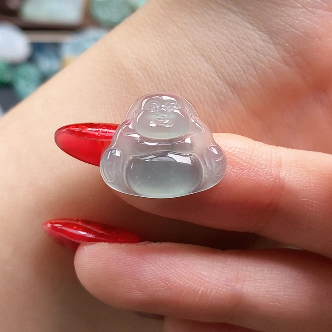 翡翠未镶嵌颈饰佛公