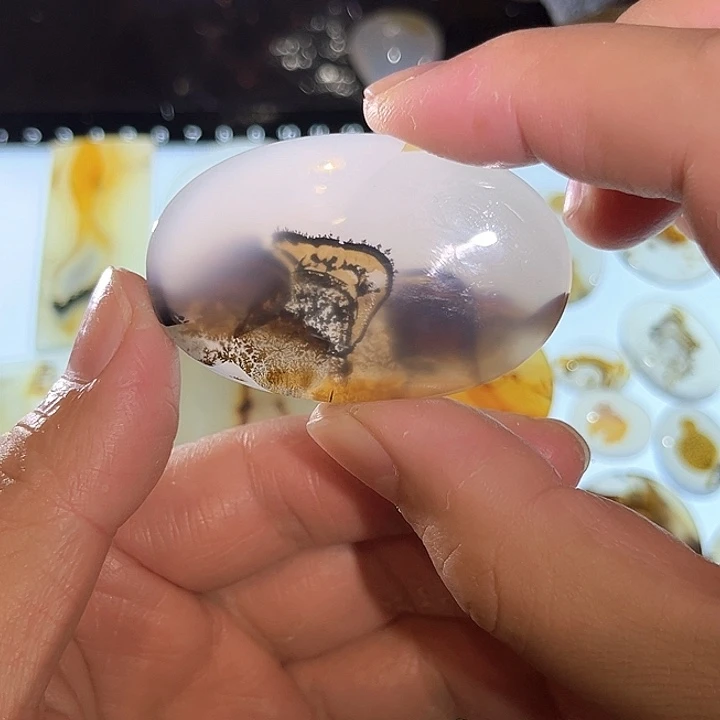 玛瑙/玉髓未镶嵌吊坠(不含链)