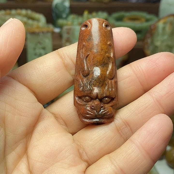 岫岩河磨玉（透闪石质玉）未镶嵌颈饰