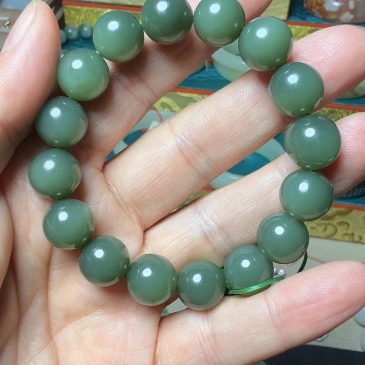 和田玉未镶嵌手串