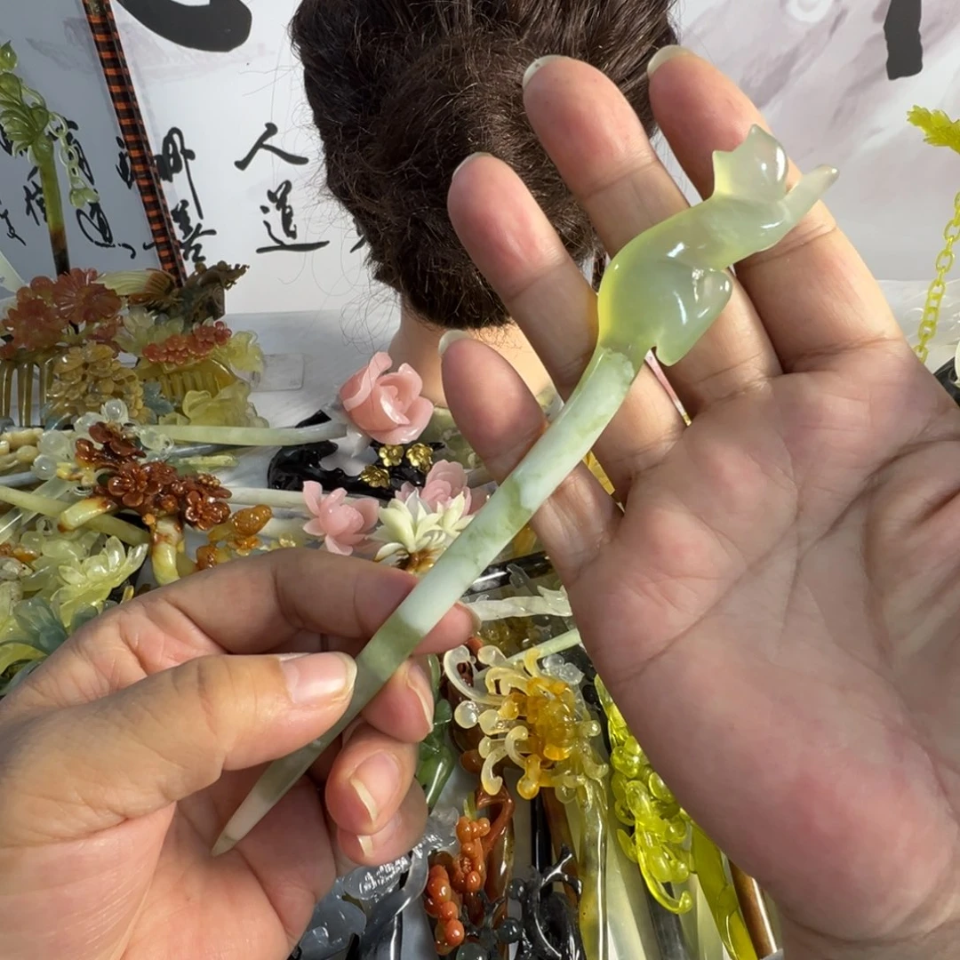 蛇纹石玉未镶嵌发饰