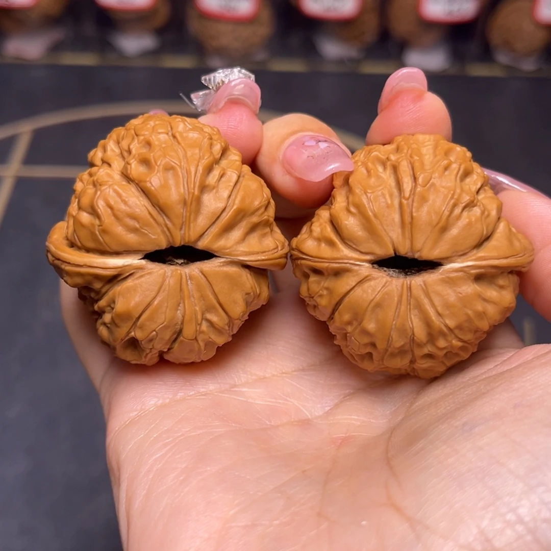 文玩核桃吊坠大团圆肚子43边42