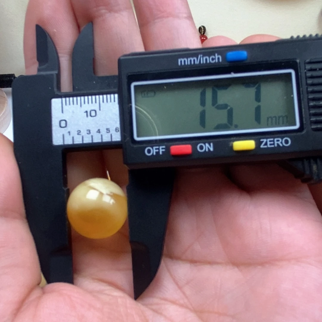 琥珀未镶嵌珠宝奇石蜜蜡圆珠