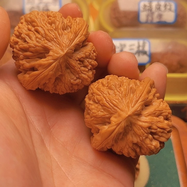 文玩核桃把件43全品筷子棱核尊