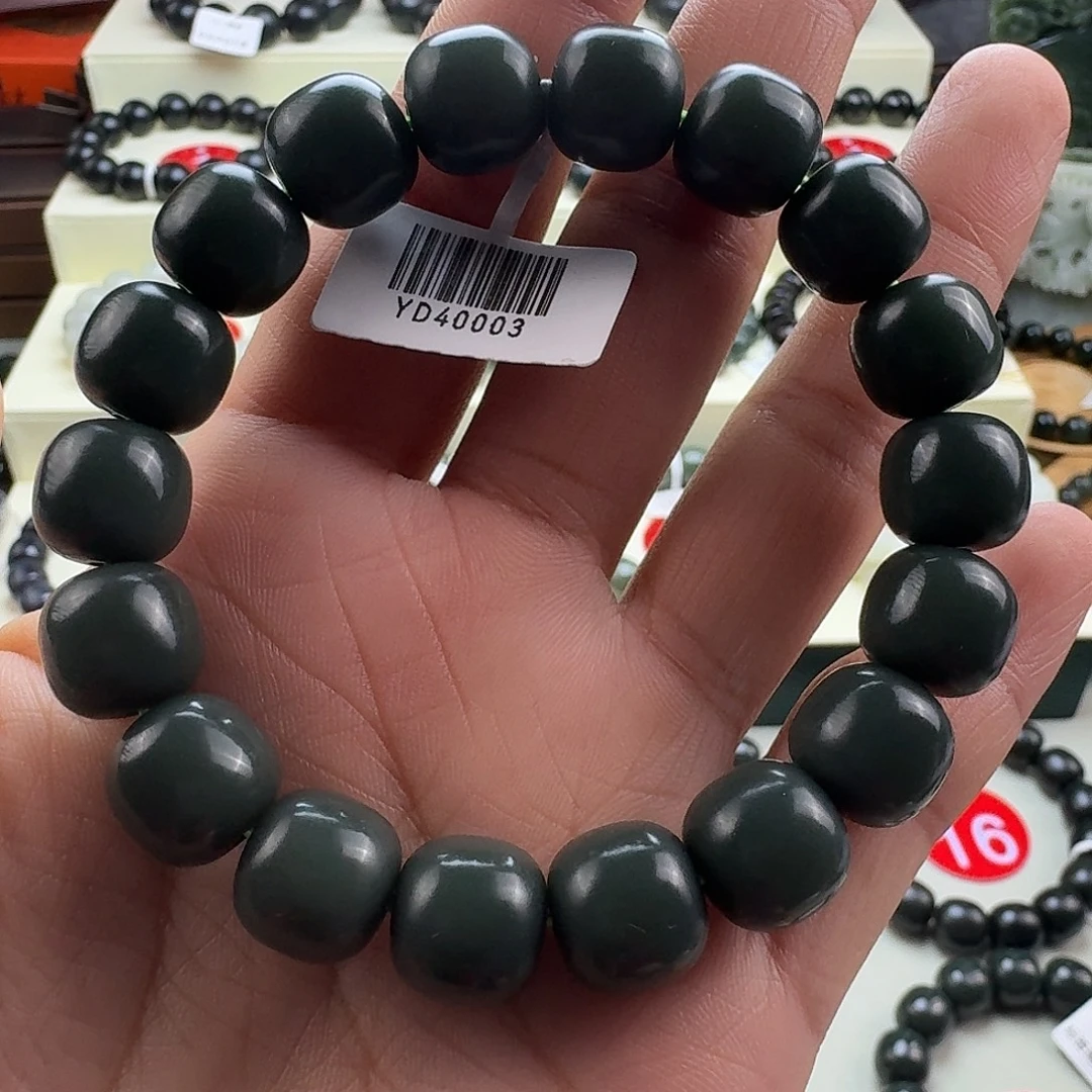 和田玉未镶嵌手串