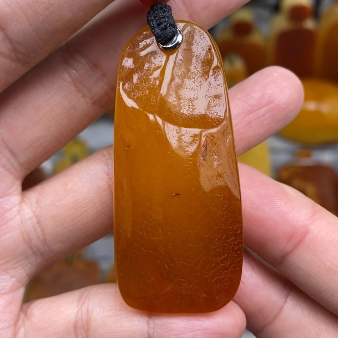 琥珀未镶嵌珠宝奇石