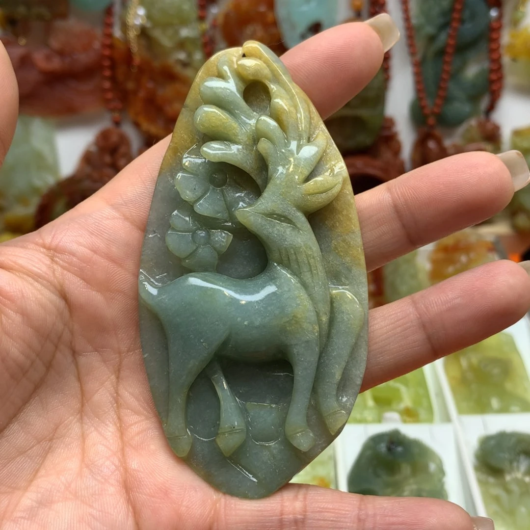 蛇纹石玉颈饰未镶嵌