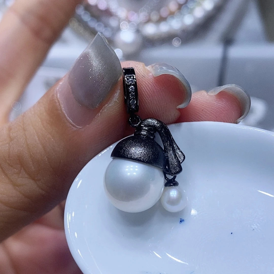 未镶嵌淡水珍珠吊坠