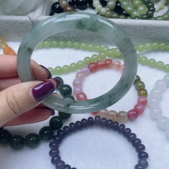 石英岩玉未镶嵌手镯59/60圈口