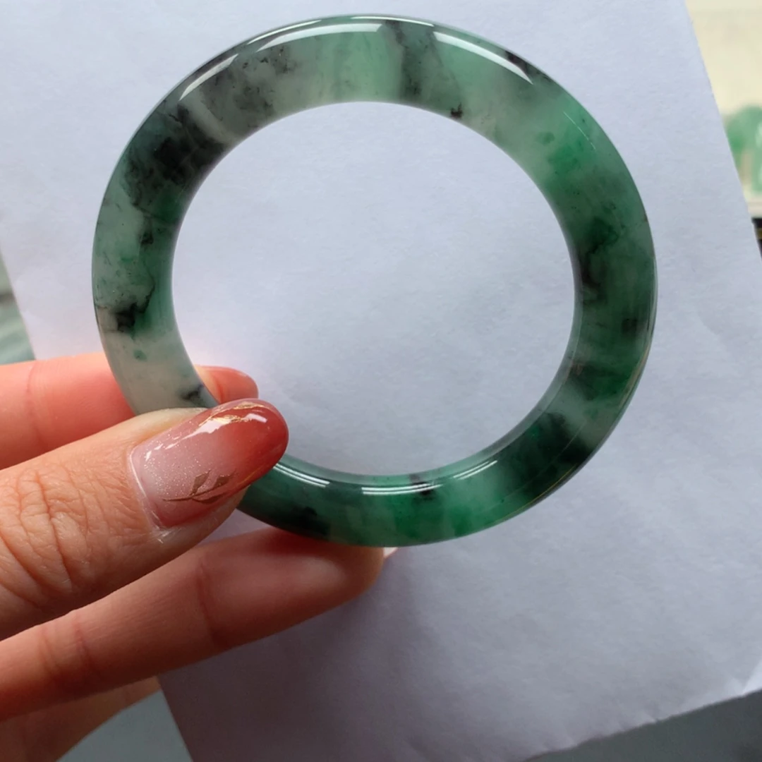 【闪购商品】石英质玉手镯未镶嵌