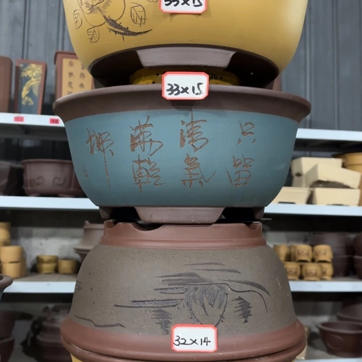 紫砂花盆100-4。